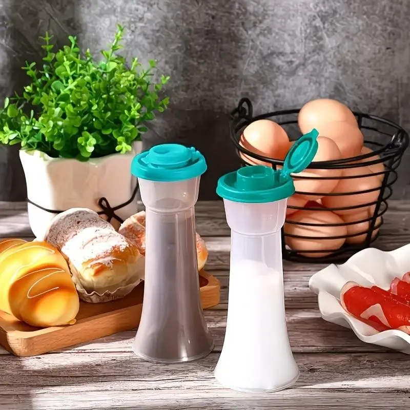 2 Piece Plastic Seasoning Bottles, Transparent Multi-Pore Powder Sprinkle Containers, Ideal for BBQ, Cooking, Camping, Kitchen Storage, Spices Containers, Kitchenware