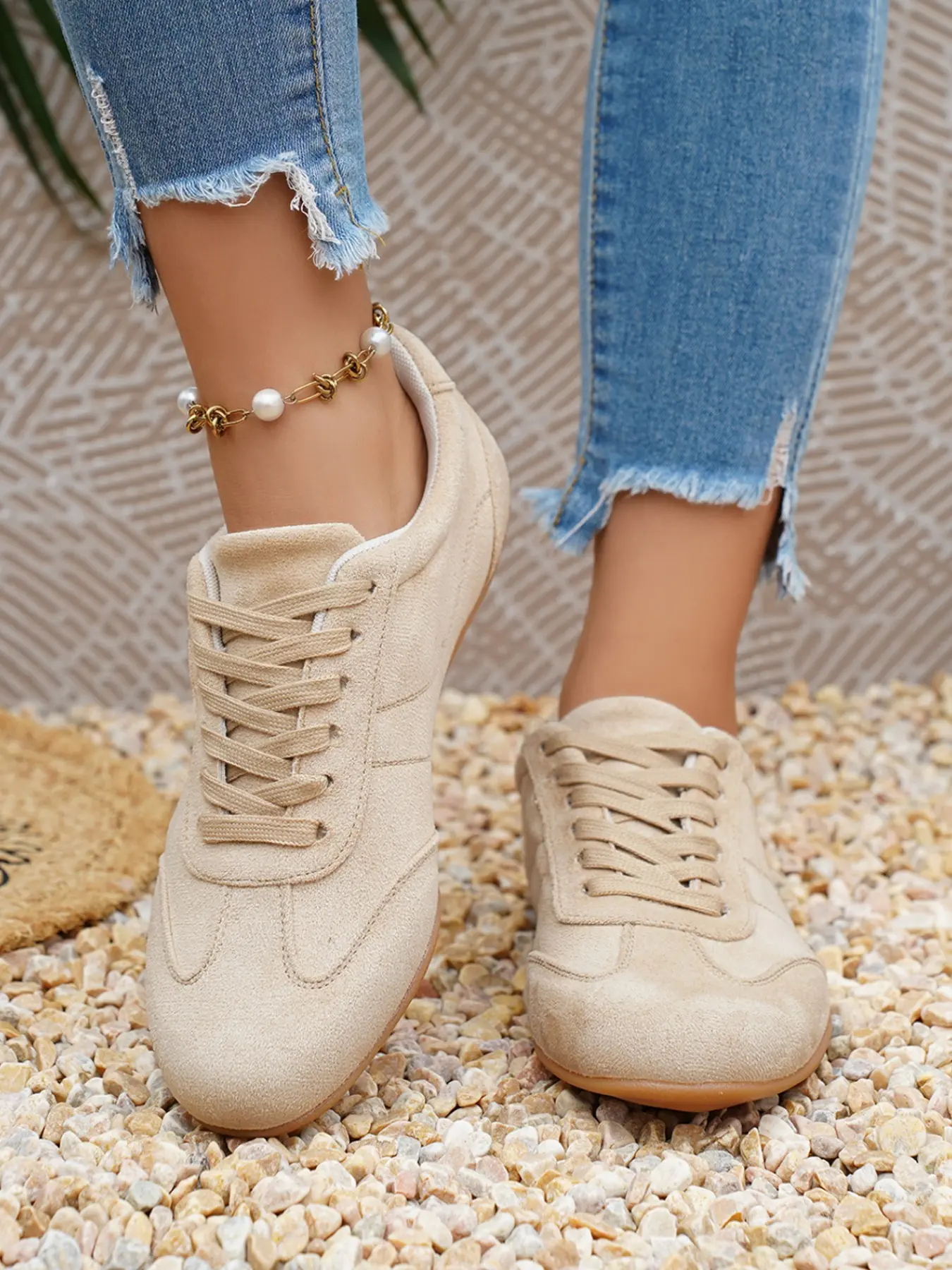 Pure Color Suede Trainer Shoes, Retro Thin Eva Sole, Slimming Low Top Sports Shoes, High-Quality Matte Finish, Casual Daily Wear