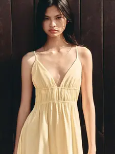 Summer New Women's Vacation Style V Neck Backless Strap Dress, Deep V Slimming Cut, Sleeveless Breathable A-Line, Beach, Daily, Date