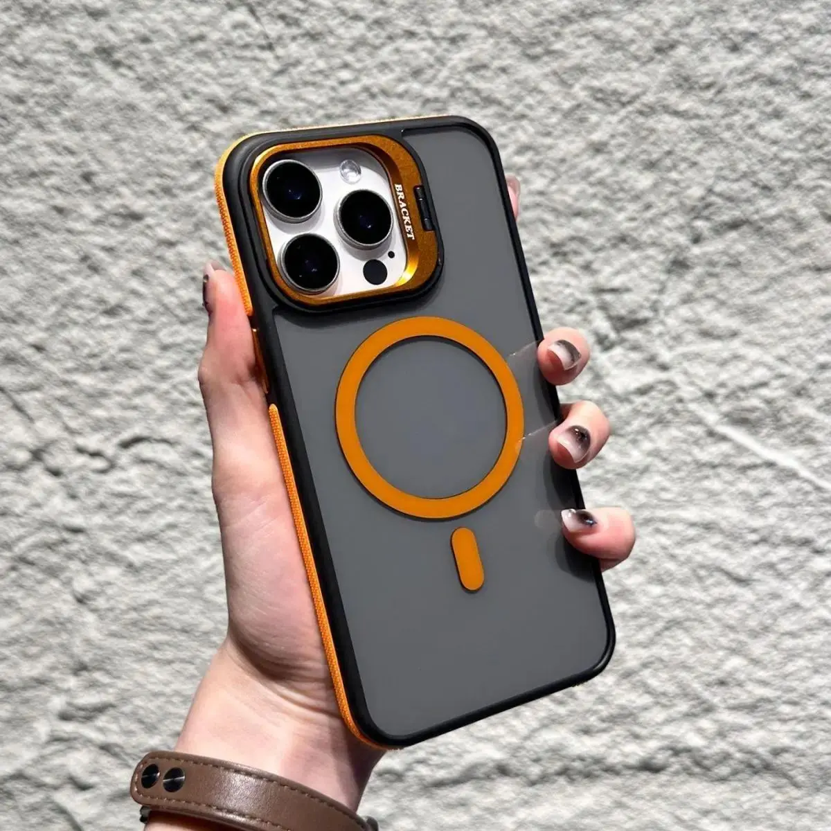 Frosted Matte MagSafe Phone Case Offering Durable Protection And Wireless Charging While keeping your device stylish and functional for iPhone 17 16 15 14 13 12 11 Pro Max Air