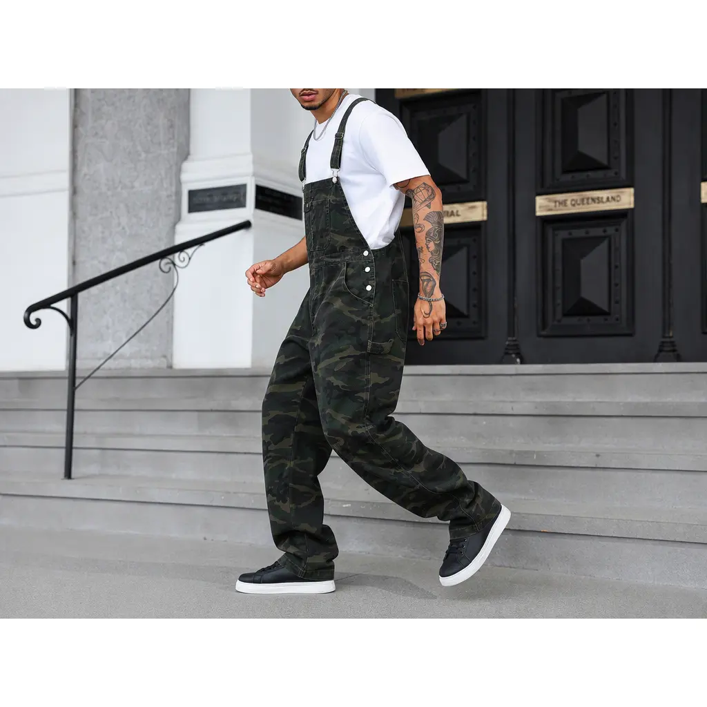 Men's Camouflage Bib Overalls, Casual Workwear Jumpsuit with Adjustable Straps, Loose Fit Cargo Pants Design, Vintage Military Style Trousers for Outdoor Activities, Streetwear Fashion and Daily Wear