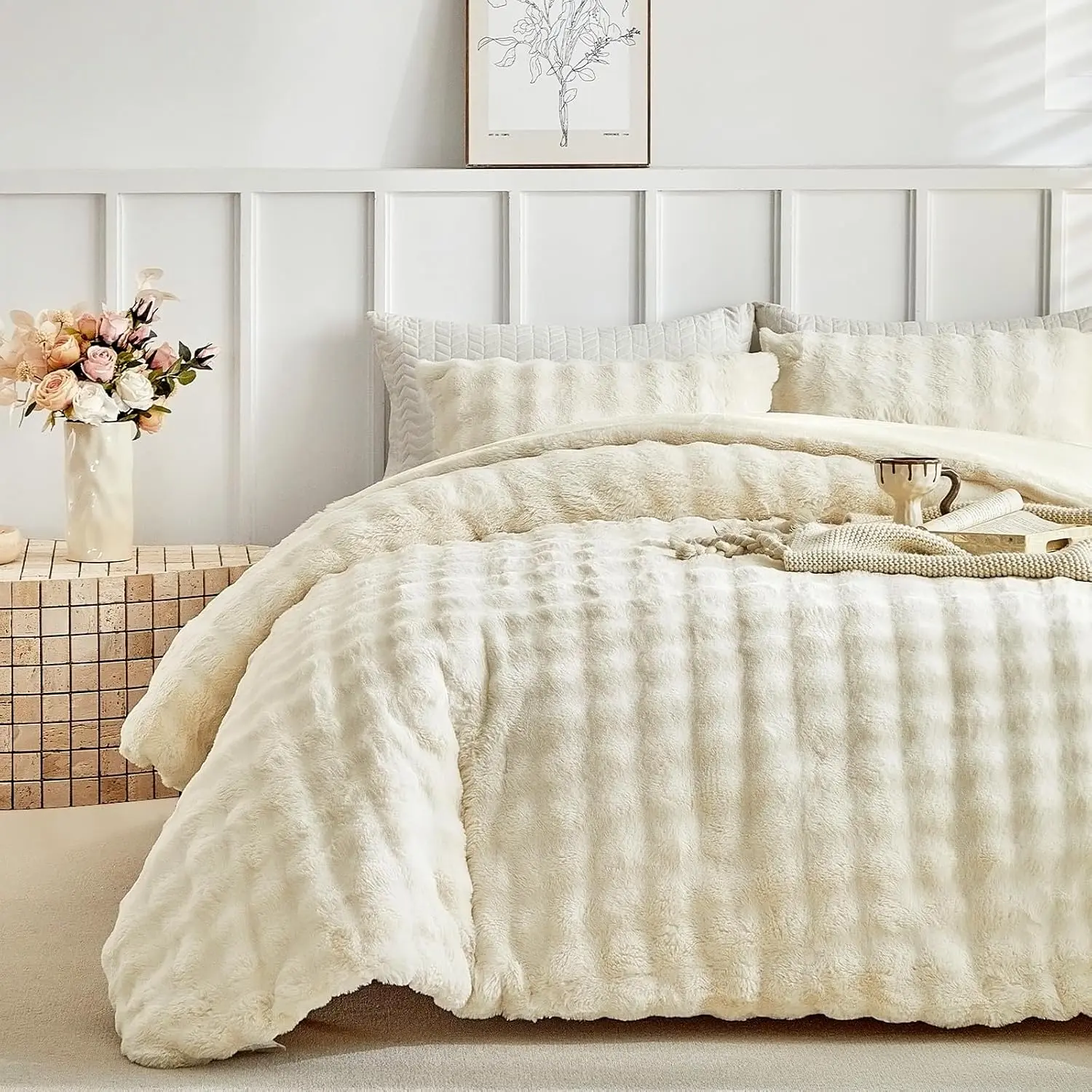 Fleece  Size Comforter Set, Ultra Soft Reversible Heavyweight Fleece Bedding, Extra Warm Winter Comforter with 2 Pillow Cases,   Fuzzy Comforter Set, Beige