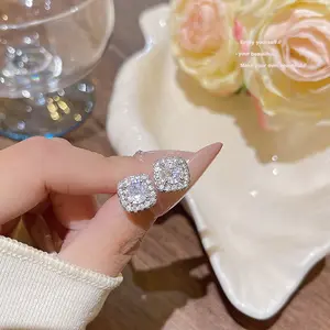 925 silver needle sugar cube super flash copper zircon earrings women's light luxury niche earrings women's exquisite simple and high-end earrings