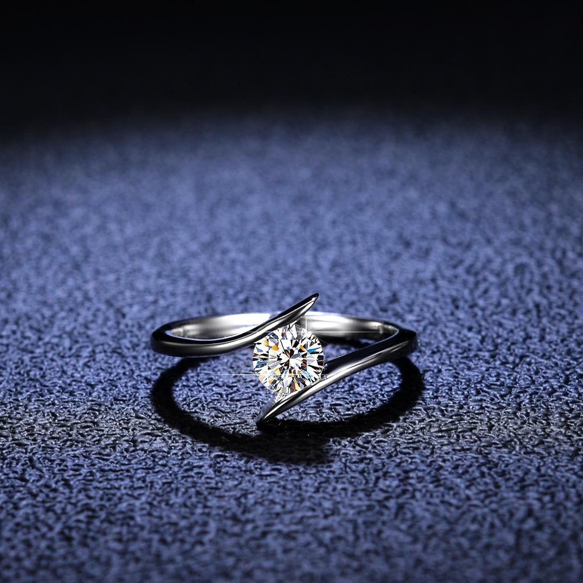 Moissanite Engagement Ring 0.5CT D Color VVS1 Clarity Sterling Silver Synthetic Moissanite Infinity Twisted Promise Anniversary Wedding Rings for Women with Certificate