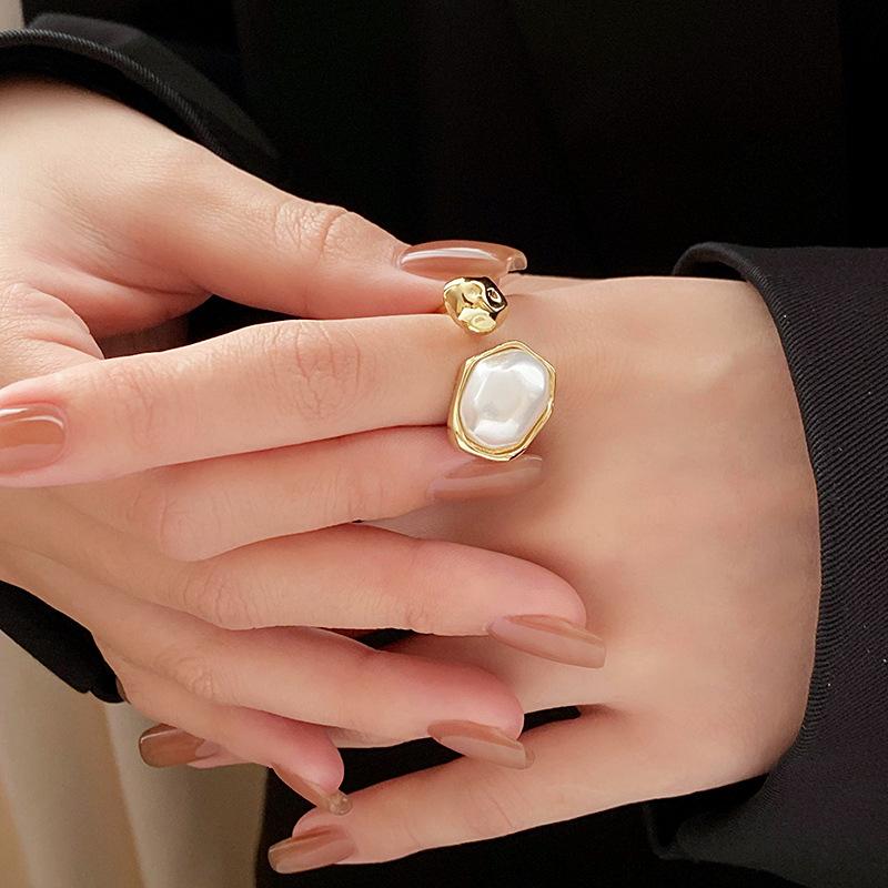 Irregular oval pearl open ring, European and American design, fashionable and creative, gold and silver color, popular online style women's ring