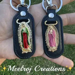 Virgen De Guadalupe Keychain - Stainless Steel and Leather Religious Men's Accessories, Durable Faith-Inspired Ornament, Thoughtful Gift Idea