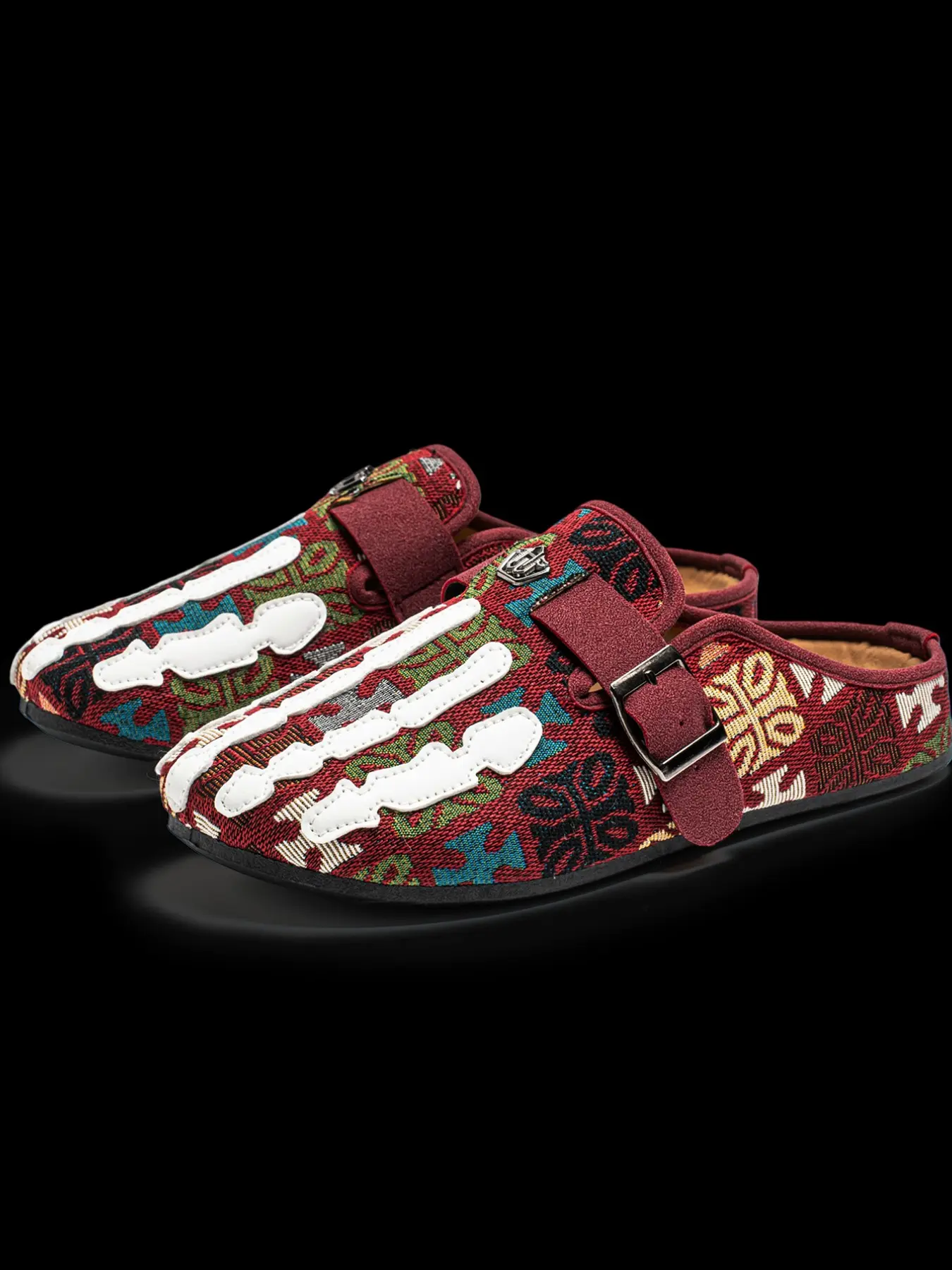 Men's Ethnic Vintage Jacquard Slip-On Sandals, Adjustable Metal Buckle, Unique Personality Palm Decoration, Lazy Fashion Half-Flip Flops