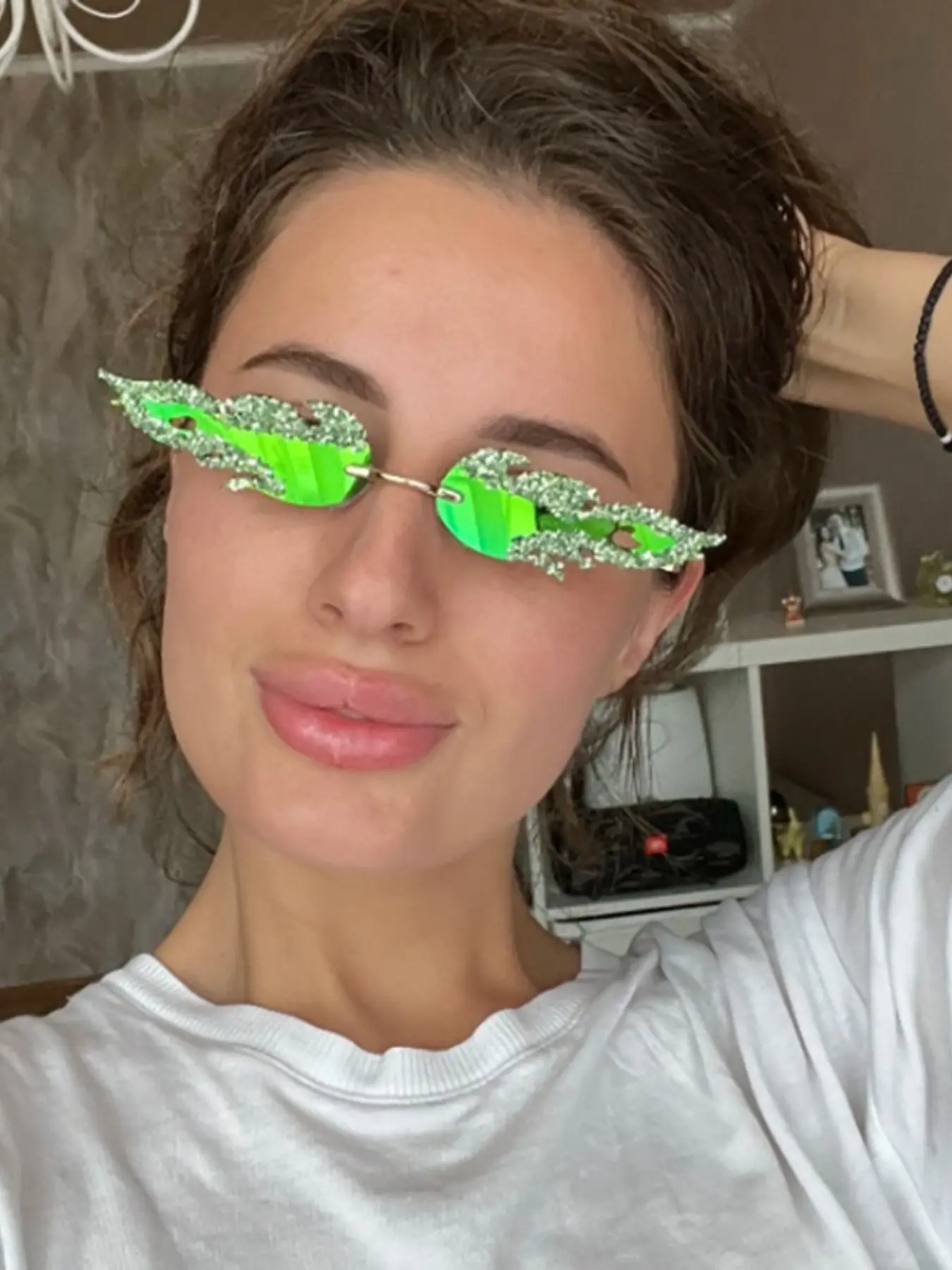 2026 New Frameless Rhinestone Flame Sunglasses, Luxury Bling Designer Shades, Stylish Unisex Eyewear, Trendy Fashion Accessory