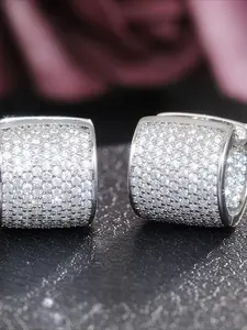 1 pair of fashionable cubic zirconia light luxury exquisite fashionable earrings with high-end and versatile personality