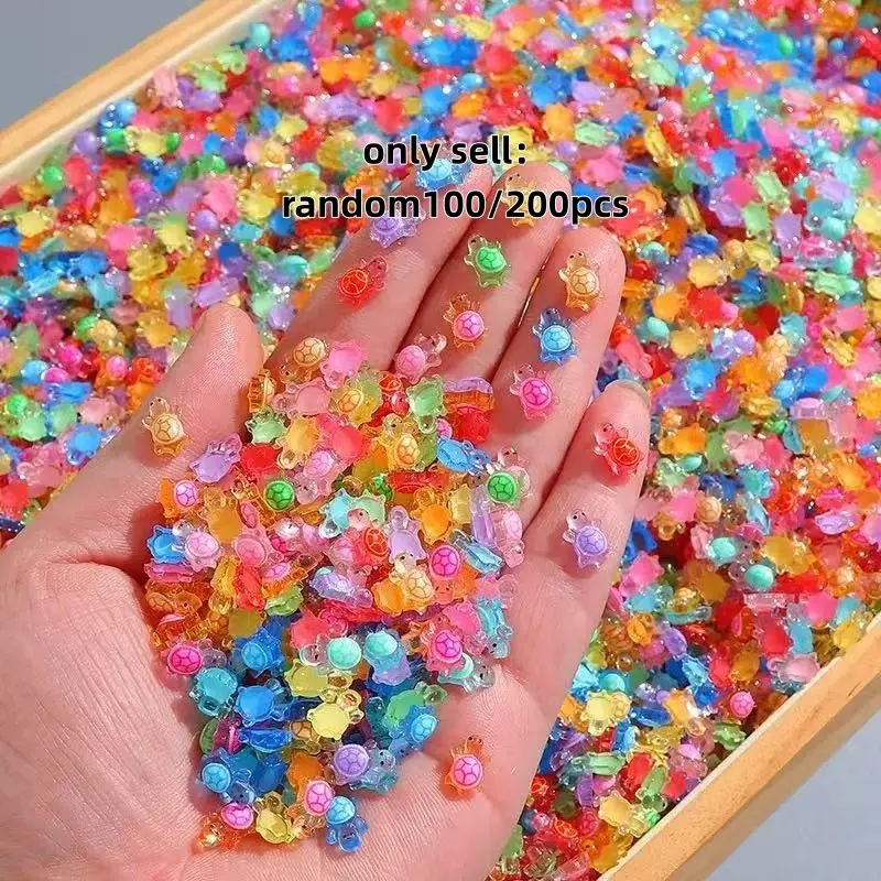 Resin Mini Turtle Pendant Set, 100/200 Pieces with Storage Box, Bright Colored Flat Back Charms for DIY Crafts, Jewelry Making Accessories
