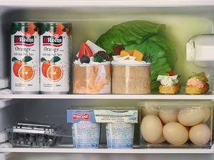 COWSAR 3.2 Cu.Ft Compact Mini Fridge with Freezer, 2-door Small Fridge with Adjustable Removable Shelves, for Bedroom/Office/Dorm/Home(GREEN)