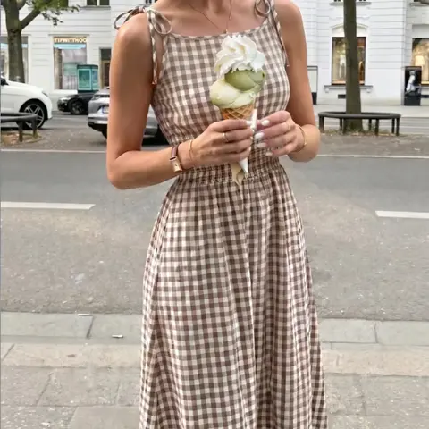 Plaid Adjustable Tie-Shoulder Elastic Sleeveless Long Dress, Summer Dresses, Summer Stylish Casual Wear, Perfect for Daily Wear, Comfortable and Trendy Design