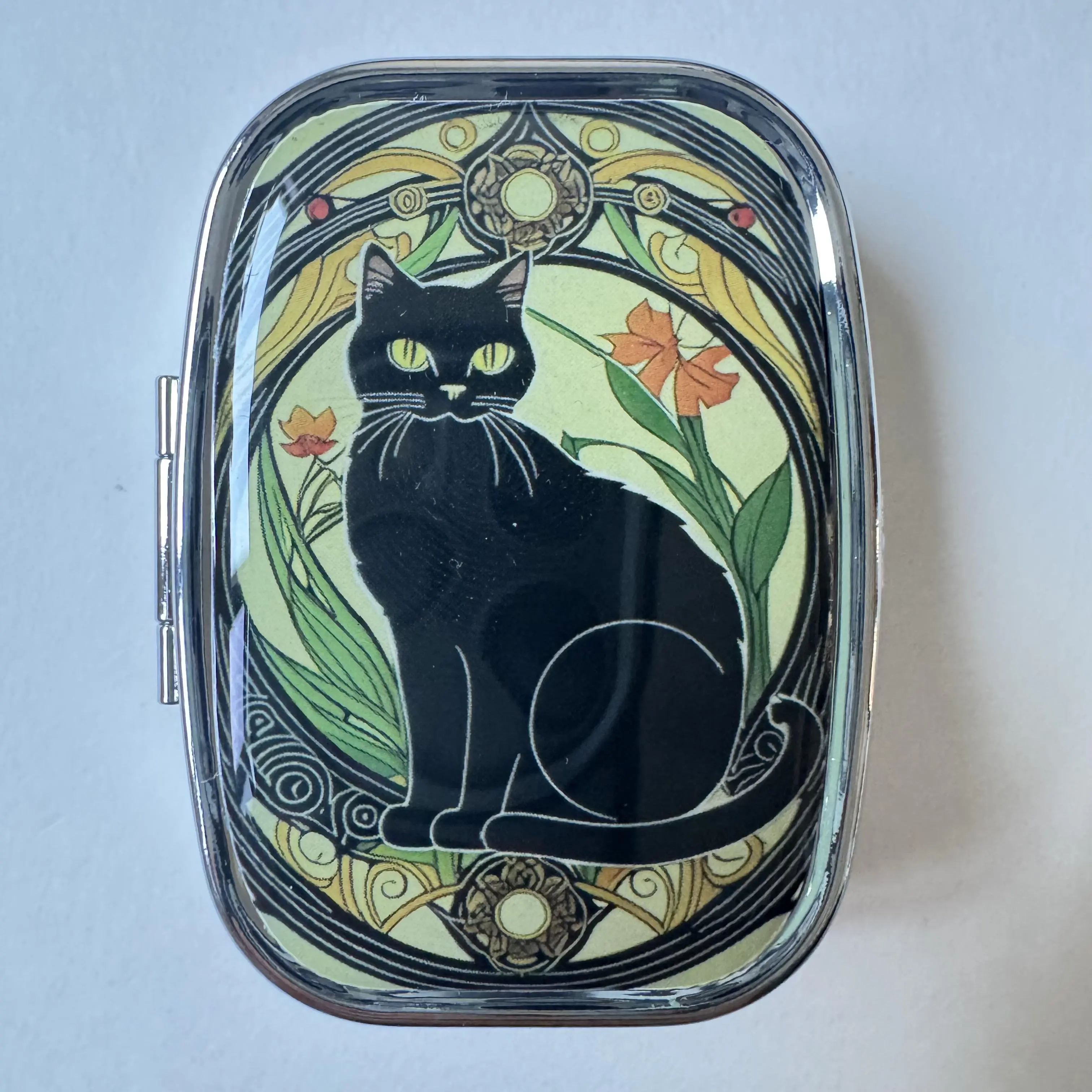 Art Nouveau Black Cat Compact Mirror - Glossy Metal Shell Pill Organizer with Flip Top Open Snap, Divided Compartment, Compact Portability, Small Pocket Size, Mini Useful Gifts for Parents, Friends, Loved Ones (Medicine, Vitamins), Mirror With Storage, Fl