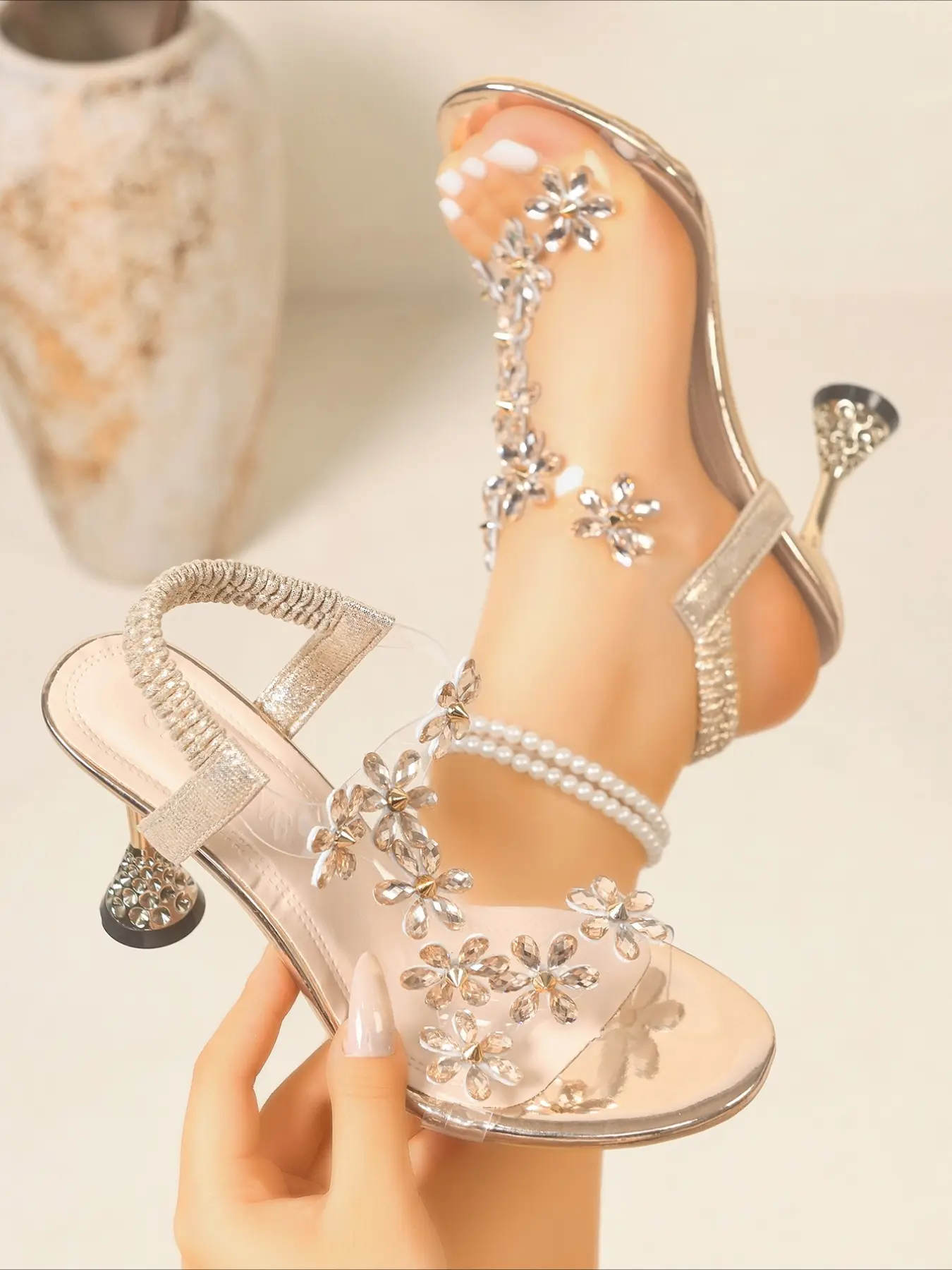 1 Pair Crystal Flower Heeled Sandals for Women, Pearl Ankle Strap Wine Cup Heels, Fairy Dress Shoes for Wedding & Evening Party