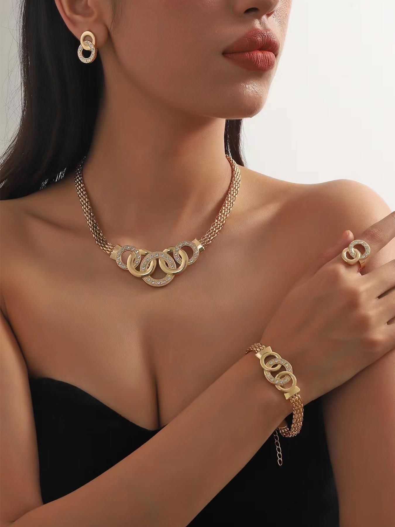 Rhinestone Decorated Jewelry Set, Fashion Round Design Pendant Necklace & Dangle Earrings & Ring & Bracelet for Party, Daily Clothing Decor, Trendy Jewelry for Birthday Gift
