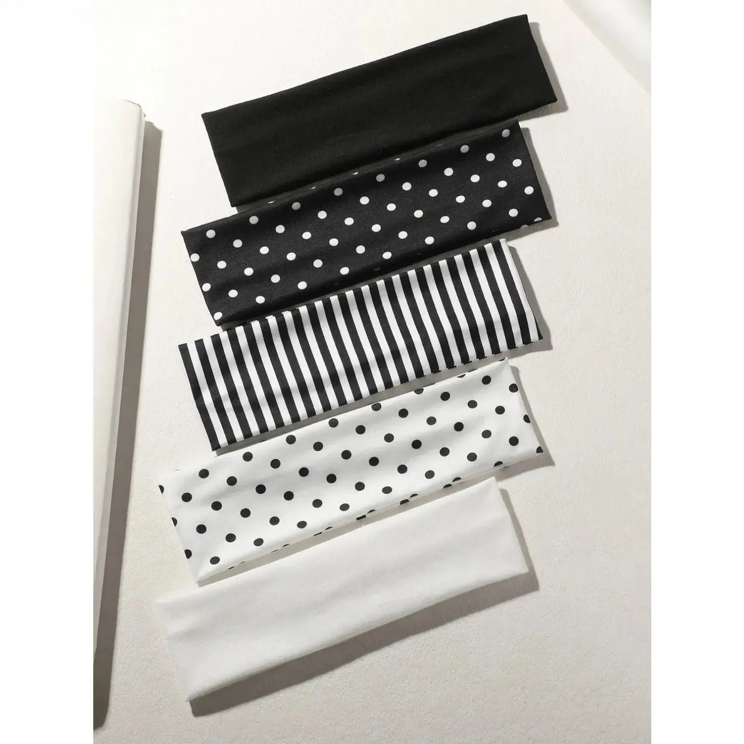 Women's 5pcs Sport Headbands - Headbands for Women with Polka Dot, Striped, Solid Color Designs, Elastic, Non-Slip, Sweat-Wicking, Breathable Soft Fabric for Yoga, Running