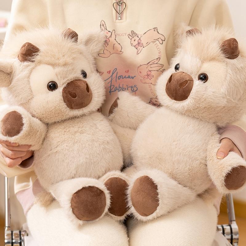 Wholesale Cuddly Plush Toys Cattle High Quality Fluffy Sitting Pose Doll Warm Cozy Children Companion Xmas Gift Home Decor Gift