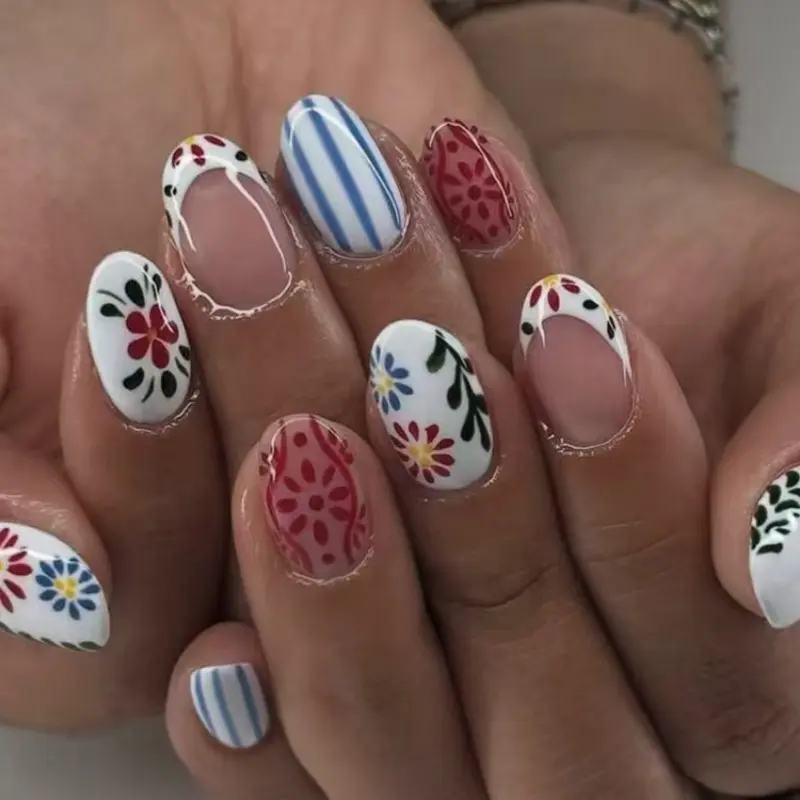 30pcs French Flower Short Oval Press-On Nails, Flower Design Nails, French Tip Nails, Multi-Color Patterns, Acrylic Material, Gel Glue & Nail File Included, Perfect for Summer Manicures, Fake Press On