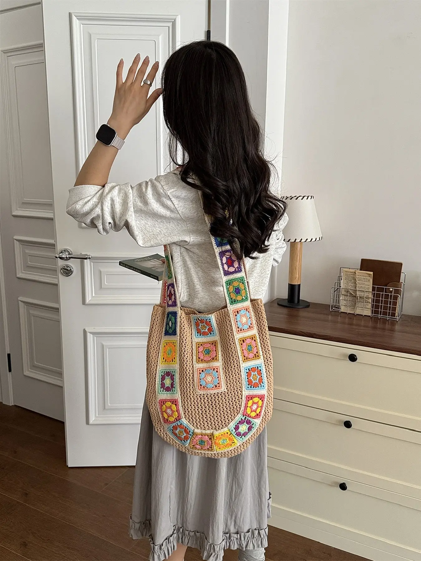 Women's Vintage Colorful Granny Square Crochet Tote Bag, 3 Colors Handmade Patchwork Cotton Shoulder Bag, Magnetic Snap Hollow Large Capacity Commute Bag, Boho Cottagecore Casual Woven Crossbody Hobo Bag for Travel Daily Use