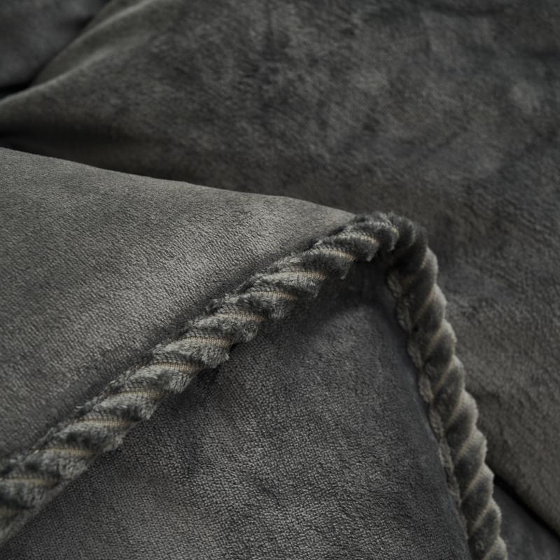 3-Piece Soft Milk Velvet Bedding Set, European Style Edges, Includes 1 Quilt Cover & 2 Pillowcases, Valentine Gift Idea, Soft Bedding Sets