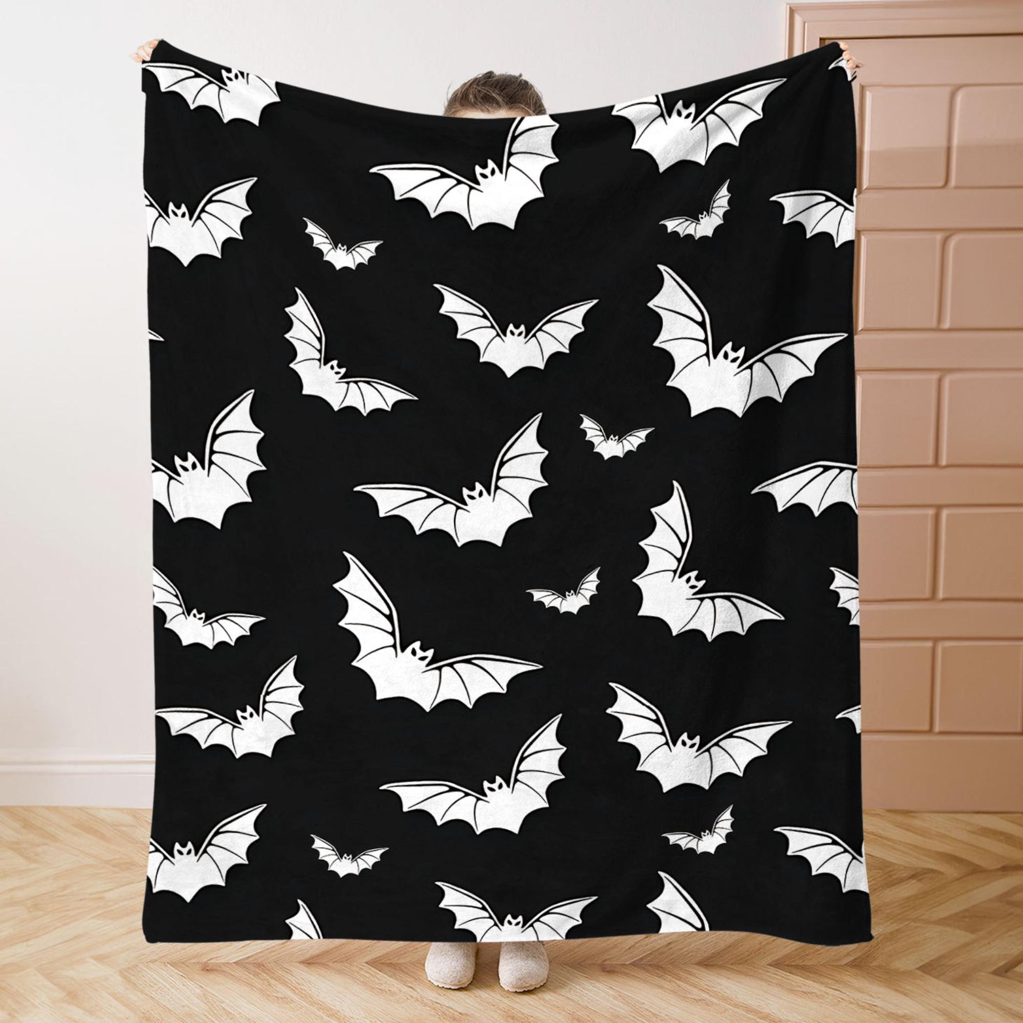 Bat Pattern Blanket, 1 Count Soft Comfortable Throw Blanket, Cool Bedroom Bedding Blankets, Napping Blanket for Home Office Camping, Halloween