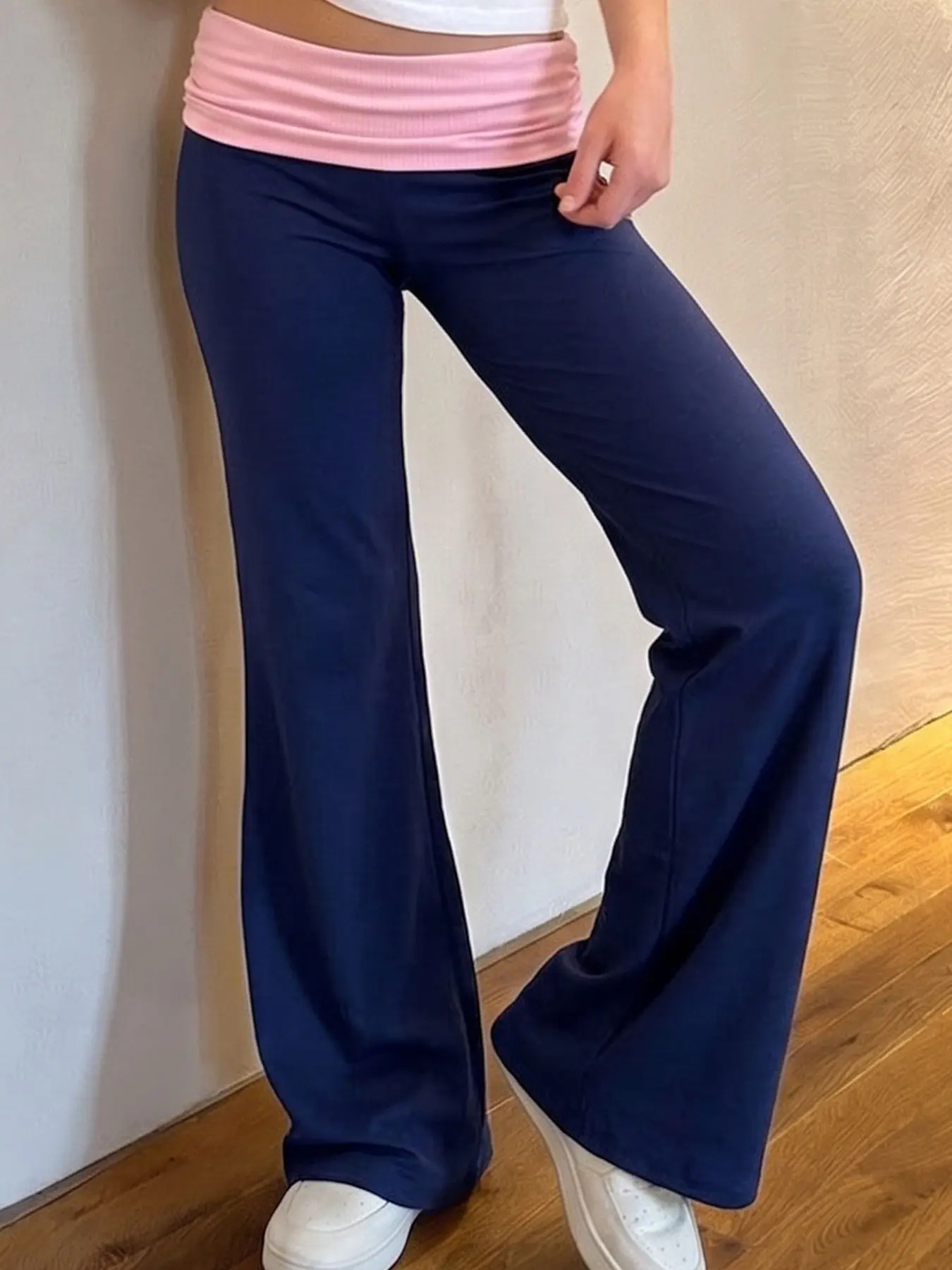 ⚡As Seen On TikTok⚡ Y2K Vibe Low-Rise Flare Activewear Yoga Pants & Graphic Baby Tee Set | Streetwear Aesthetic Bodycon Outfit