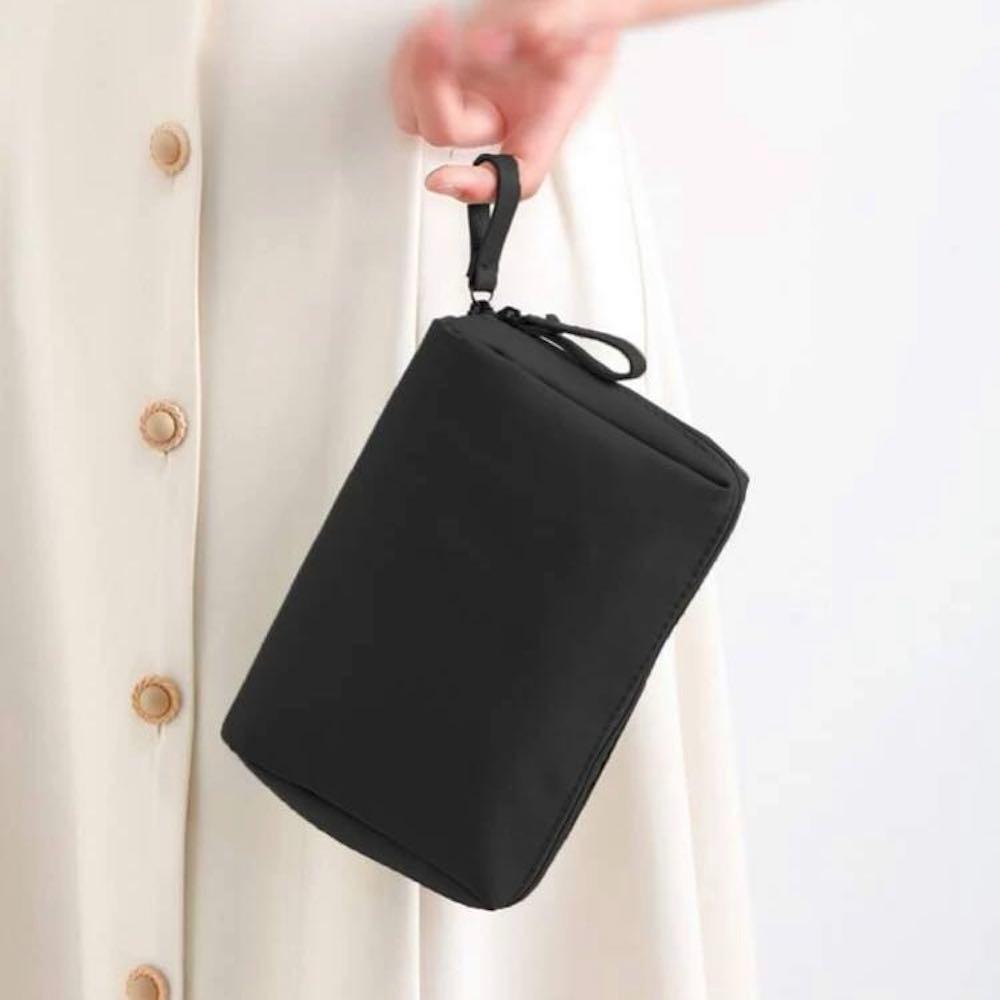 Portable Multi-functional Makeup Bag, 1 Count Casual Plain Makeup Storage Bag, Simple Design Travel Handbag with Wristlet for Women & Men, Cosmetic Pouch