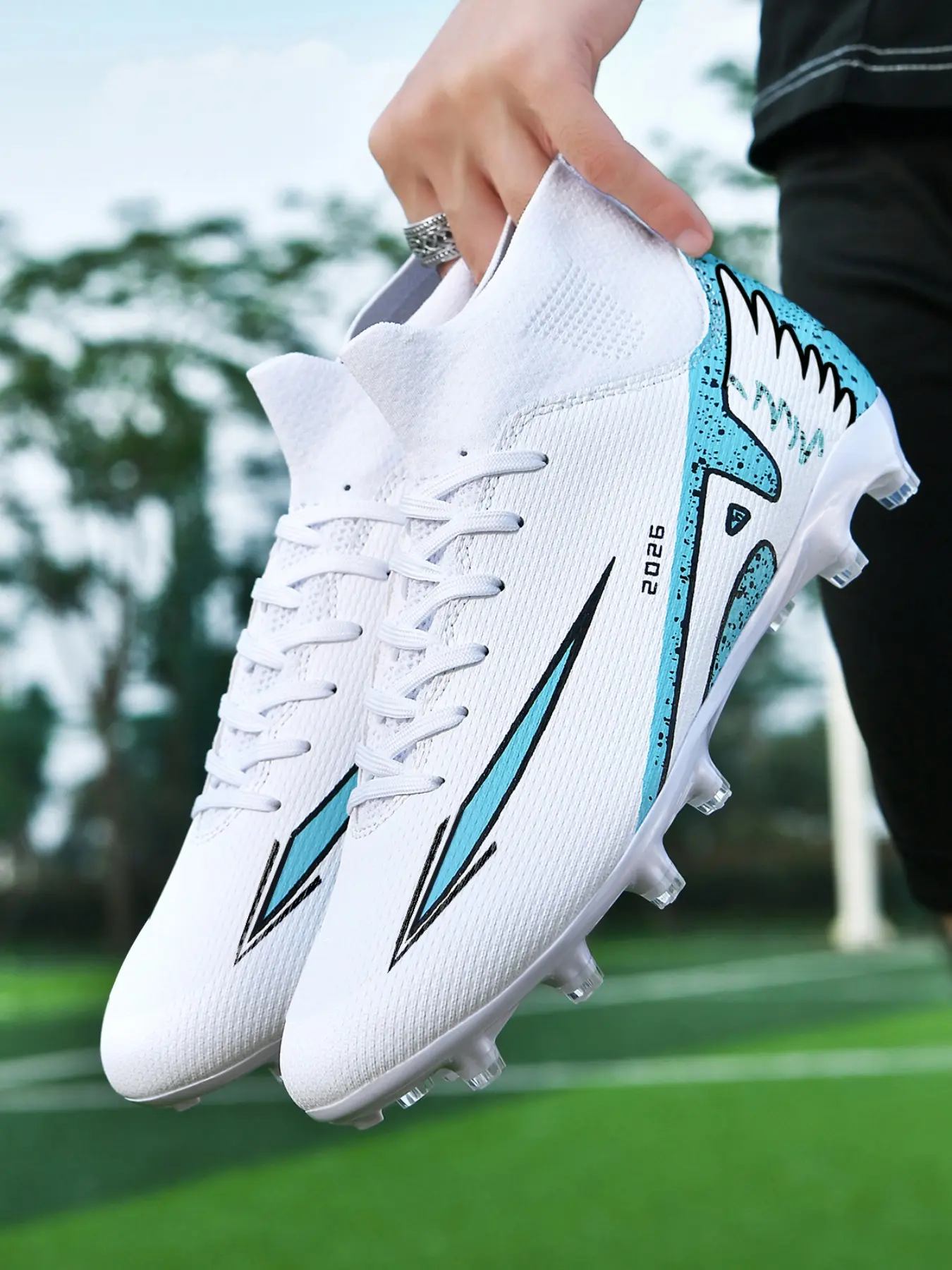 Men's High-Top Professional Soccer Shoes, Youth Training Sports Shoes, Outdoor Football Boots, Football Cleats, Durable Lightweight, Ideal for Daily Wear