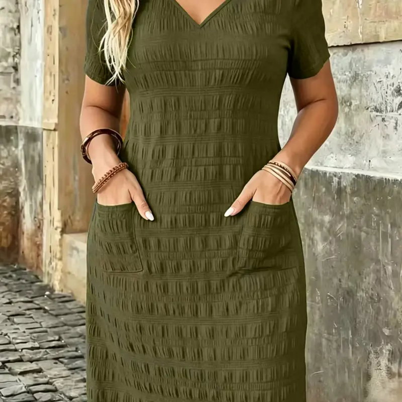 New Plus Size Women's Solid Color Short Dress, Casual Wear, Minimalist Short Sleeve V-Neck Summer Dress with Side Pockets, Dresses with Pockets