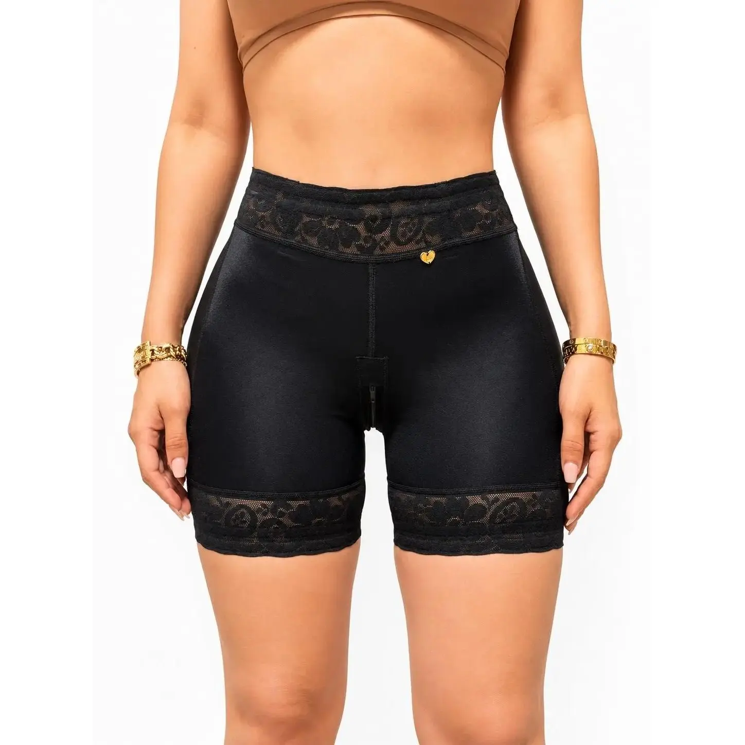 Noely Faja Mega Booty Short