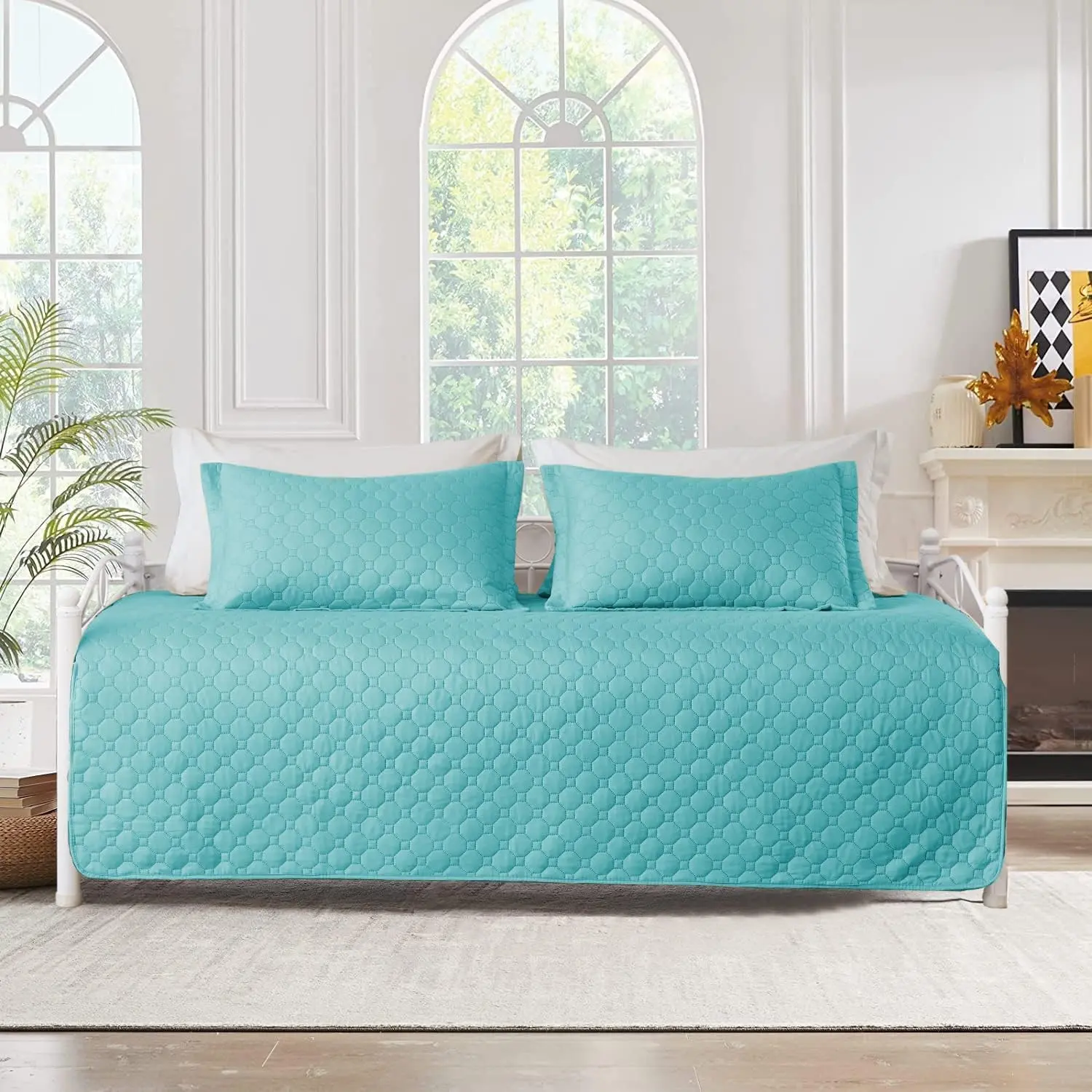 3 Pcs Blue Sofa Daybed Cover Set Twin Size Daybed Bedding Double Sided Bed Set All Season Cozy Bedding Solid Color Classic Design Daybed Quilt Set with Matching Shams,39"x75"