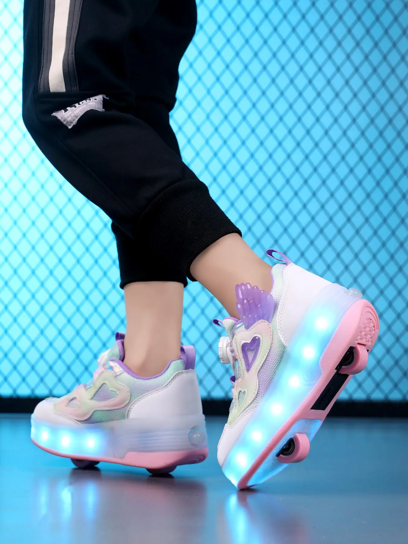 Yaosf Kids LED Light-Up Shoes, USB Rechargeable, PU Leather, Street Style, Casual Trendy Trainers, All Seasons, Stripes Pattern, Stable Design, Unisex
