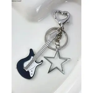 Guitar and Star Keychain for Women and Men, Alloy Music Pendant Accessory for Handbags, Backpacks and Keys, Punk Y2K Daily Carry Charm