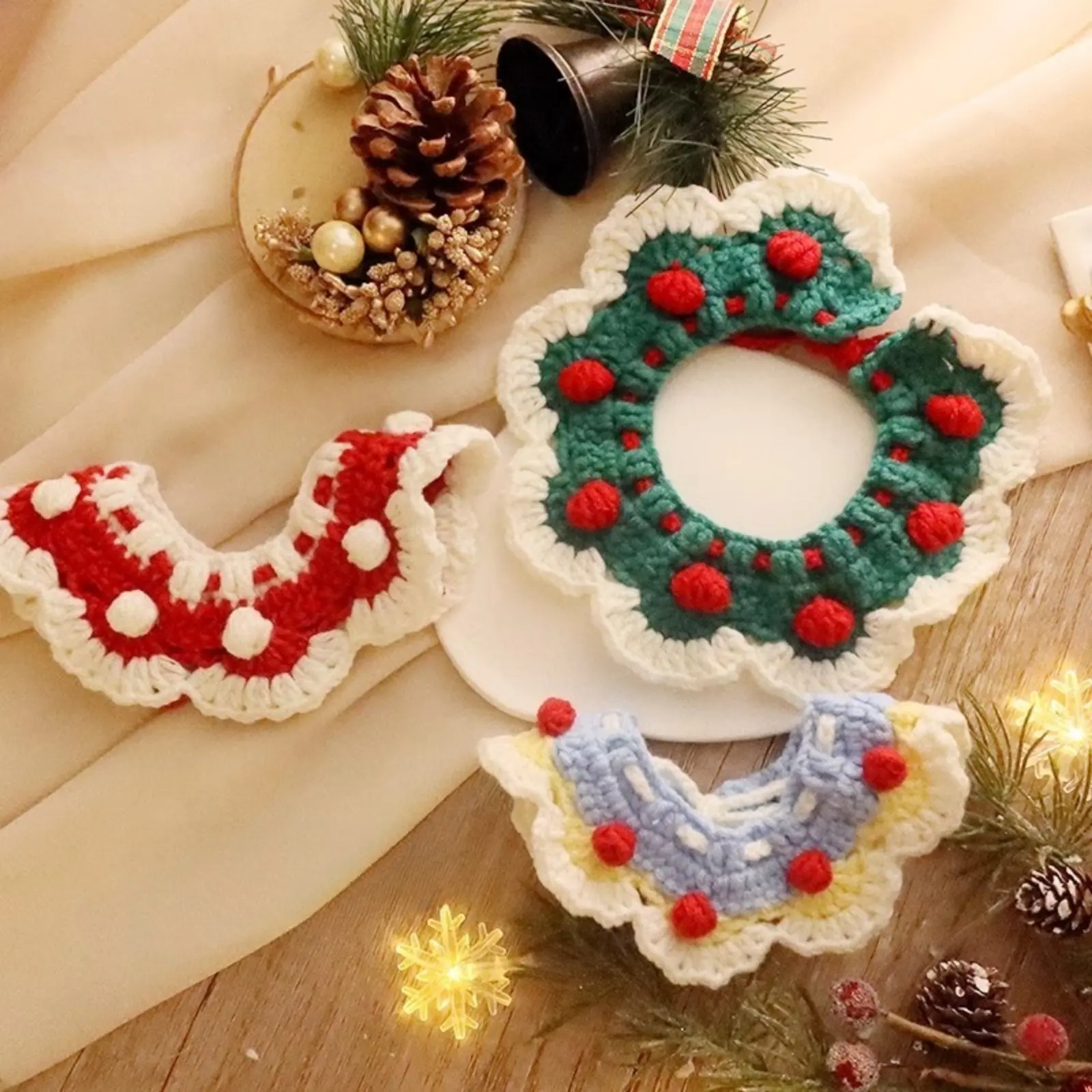 Handmade knitted pet bandana collar with tie design, lovely Christmas costume accessories. Adorable neckwear for cats and dogs like British Shorthair, Teddy, perfect for holiday dressing up.