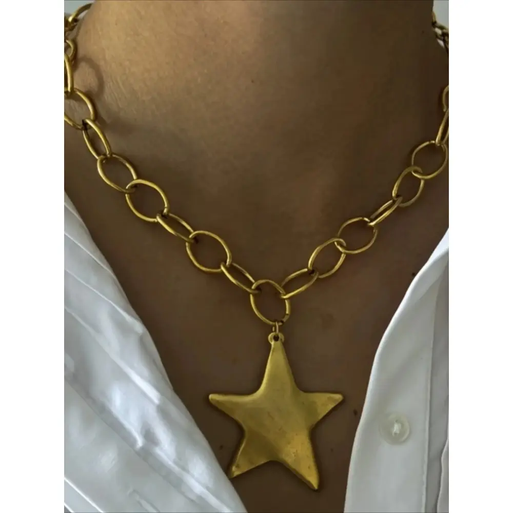 Vintage Punk Star Pendant Alloy Metal Necklace, Unisex Silver Oval-Link Chain with Bold Look, 1-Size Sports & Outdoor Sun Protective Jewelry for Music Festivals & All-Seasons Wear, One Size, Stars