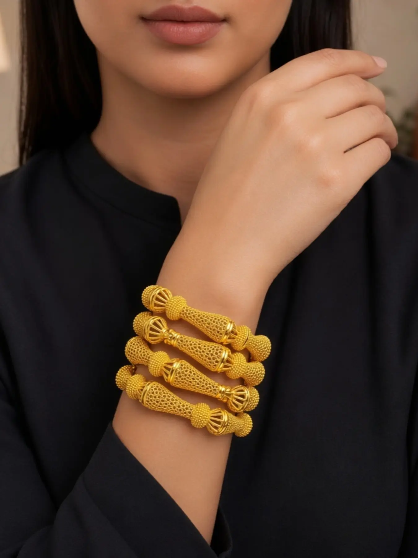 4 Pcs Dubai Women's Bangle Bracelets, Hollow Out Filigree Design, Perfect for Daily Wear, Weddings, Parties, Banquets