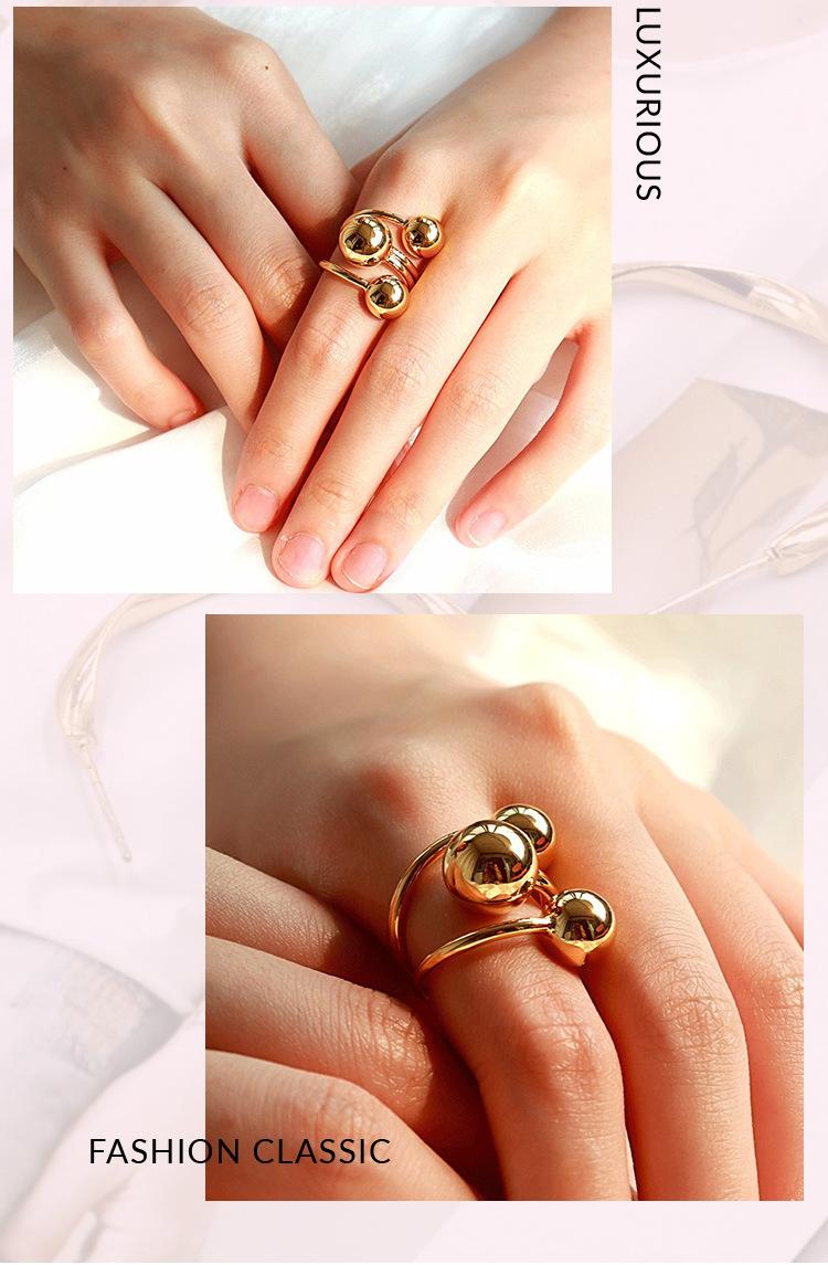 Trendy influencer-approved fine gold planet interstellar orbit ring, simple adjustable niche design finger ring