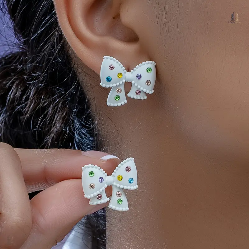 Bow‑Shaped Rhinestone‑Inlaid Stud Earrings for Women, Minimalist Elegant Ear Jewelry, Available in White, Red & Black, Chic Versatile Fashion Earrings, Ideal for Daily Outfits, Banquets, Parties & Special Occasions