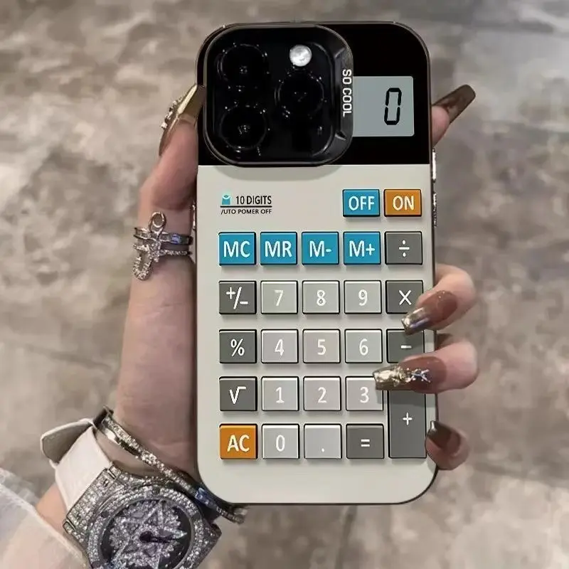 A large hole silver phone case with calculator pattern printed on it is suitable for iPhone X/11/12/13/14/15/16/17 Pro/Pro/Pro/Plus, providing anti drop protection and suitable as a gift for couples or family