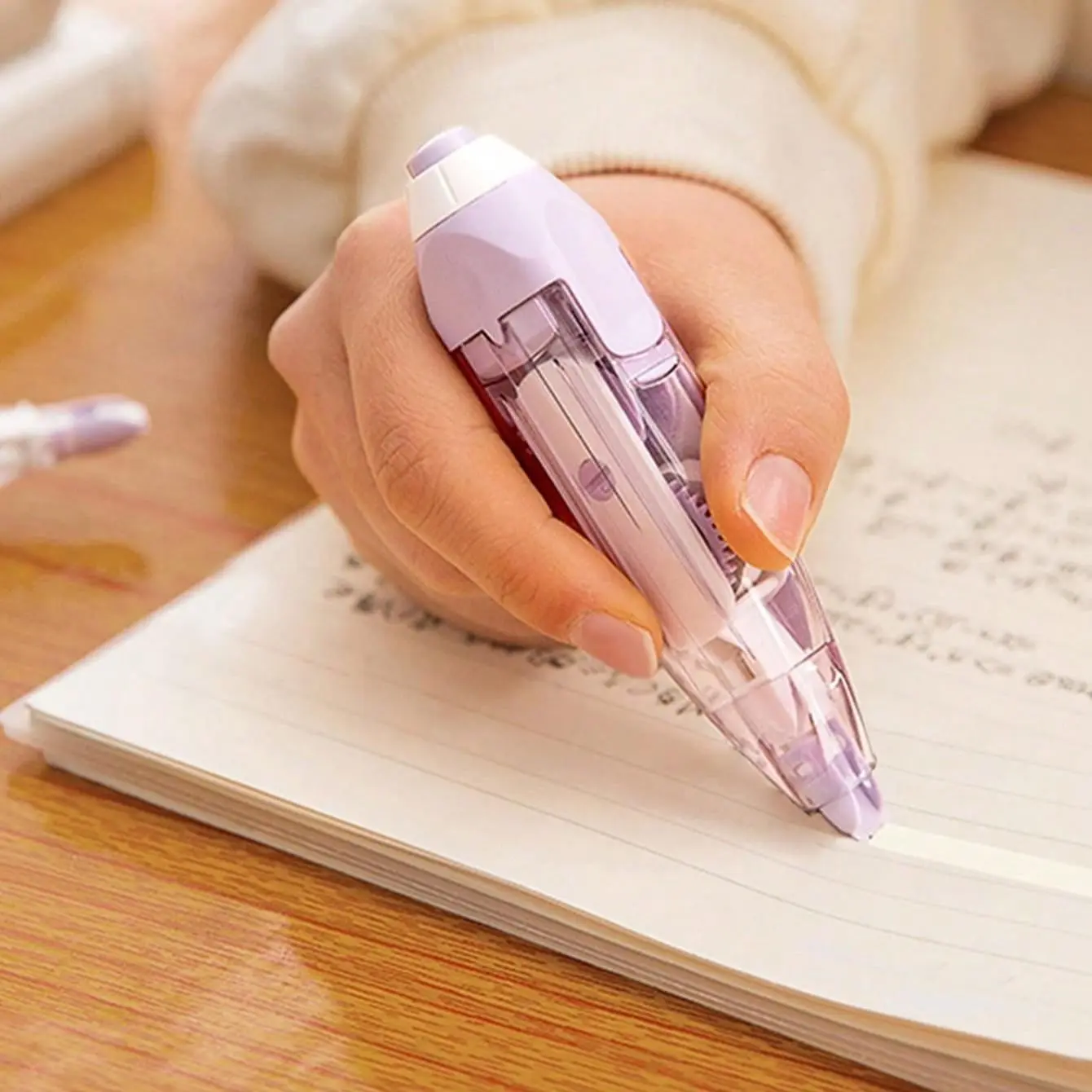 Creative Pen-Style Correction Tape with Refill, Fun and Stylish, Essential School Supplies, Perfect for Back-To-School Season