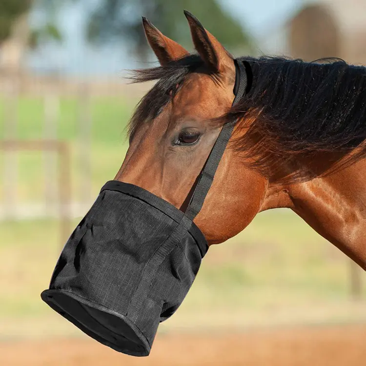 Horse Equipment Hay Bag, Large Capacity Slow-Feed Hay Carry Bag, Lightweight Portable Pet Tack Bag