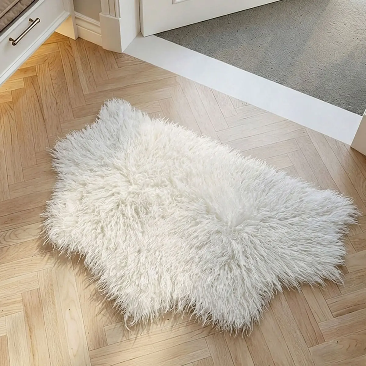 1pc Halloween White Spiderweb Shaped Entry Mat, Shaggy Polyester Plush Door Mat, Soft & Absorbent for Entryway Living Room Bedroom Bathroom, Spooky Decor Gift