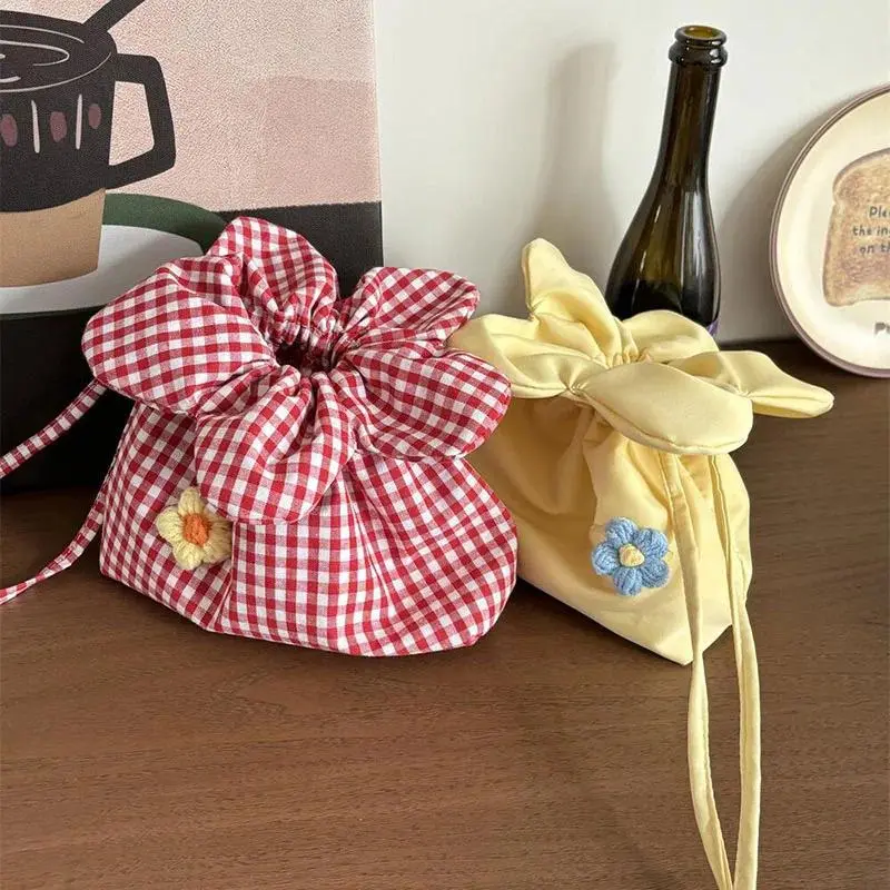 Retro Flower Plaid Phone Crossbody Bag for Women, Cute Small Shoulder Purse, Vintage Mini Bag with Compact Storage, Y2K College Girl Fashion Accessory for Everyday Wear, Shopping, Travel & Outings