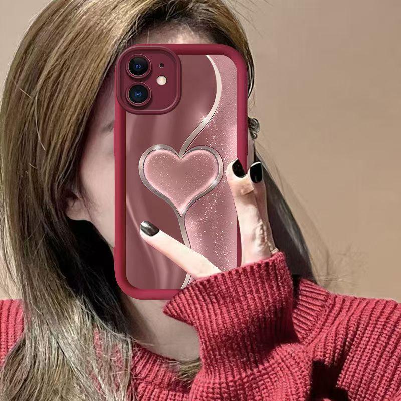 Aesthetic Luxury Love Heart iPhone Case for iPhone 17 Pro Max 16 Pro 15 14, Gilded Glitter Shockproof Protective Cover, Stylish Premium Phone Case