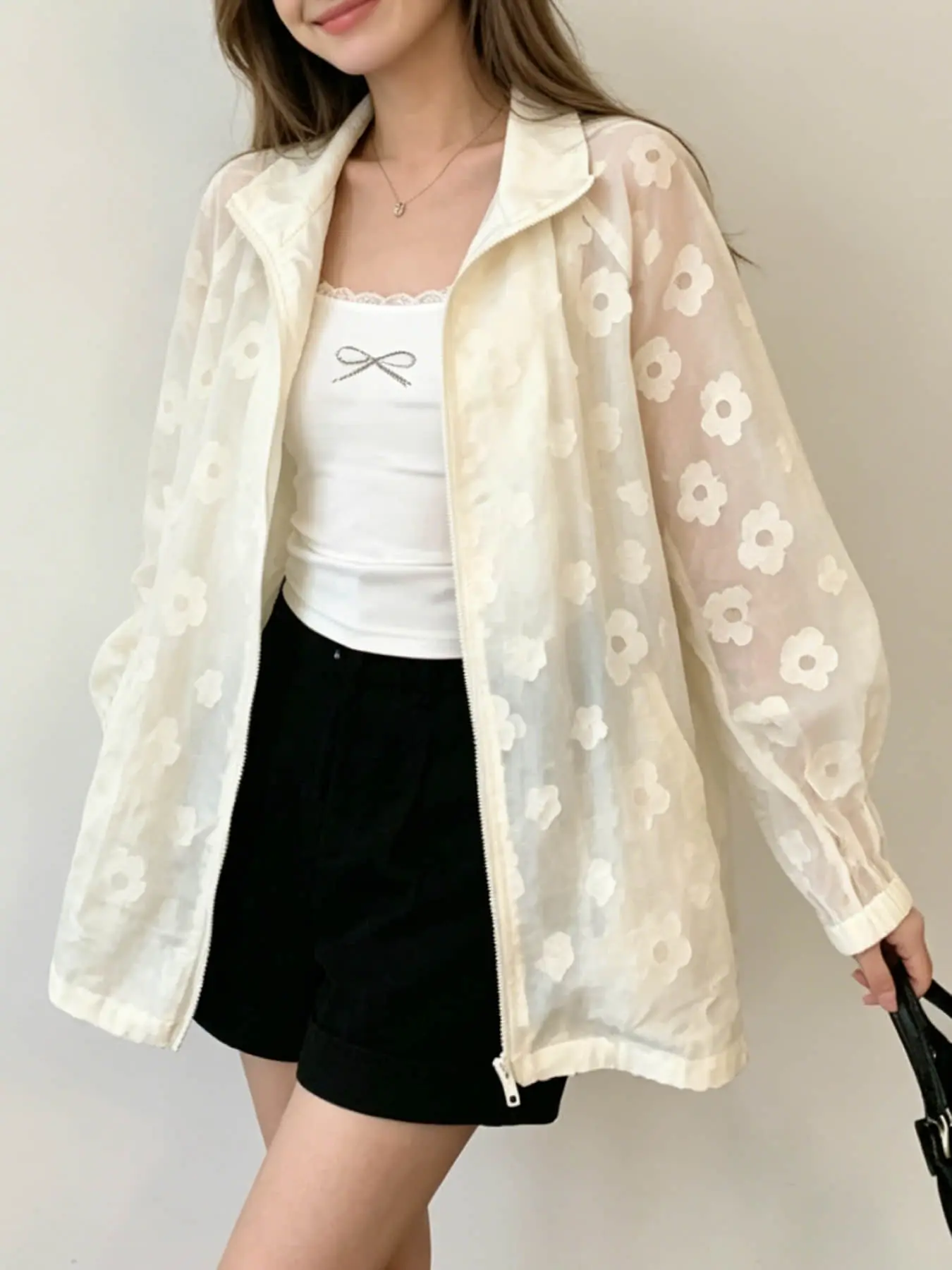 A ladies' and girls' stylish and casual breathable thin long sleeve jacket with floral jacquard design, suitable for all seasons, coffee shop check-in, campus commuting, and short distance city walk dressing, Coats