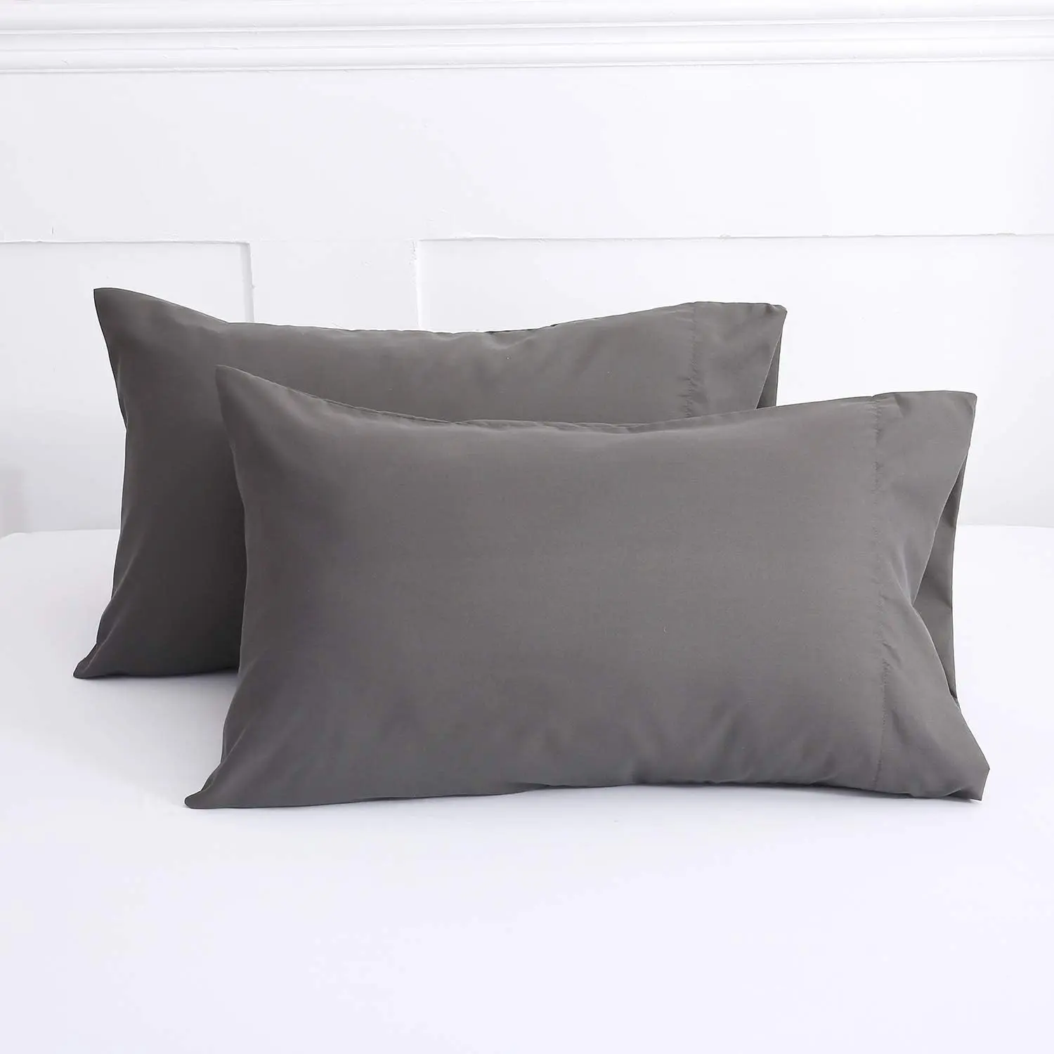 Pillow Cases , 2 Pack Dark Gray Microfiber Pillow Case with 2000 Thread Count, Breathable and Super Soft Pillowcase  Size