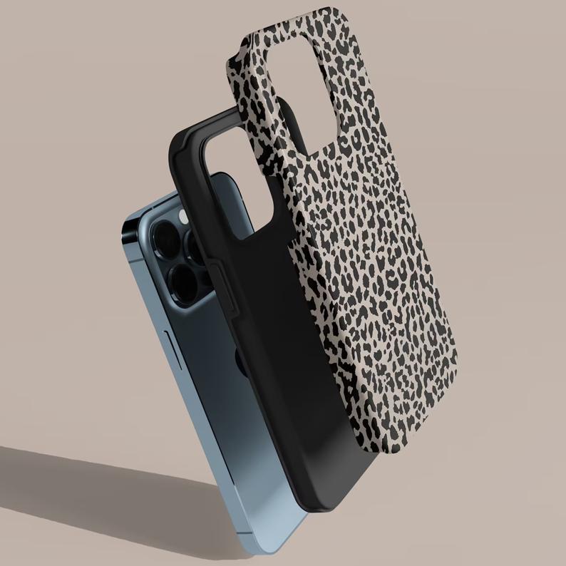 Black leopard pattern, durable, shock-absorbing two-in-one mobile phone case, suitable for iPhone 17 16 15 14 13 12 11 X and other series models, can be given as a gift to friends or family