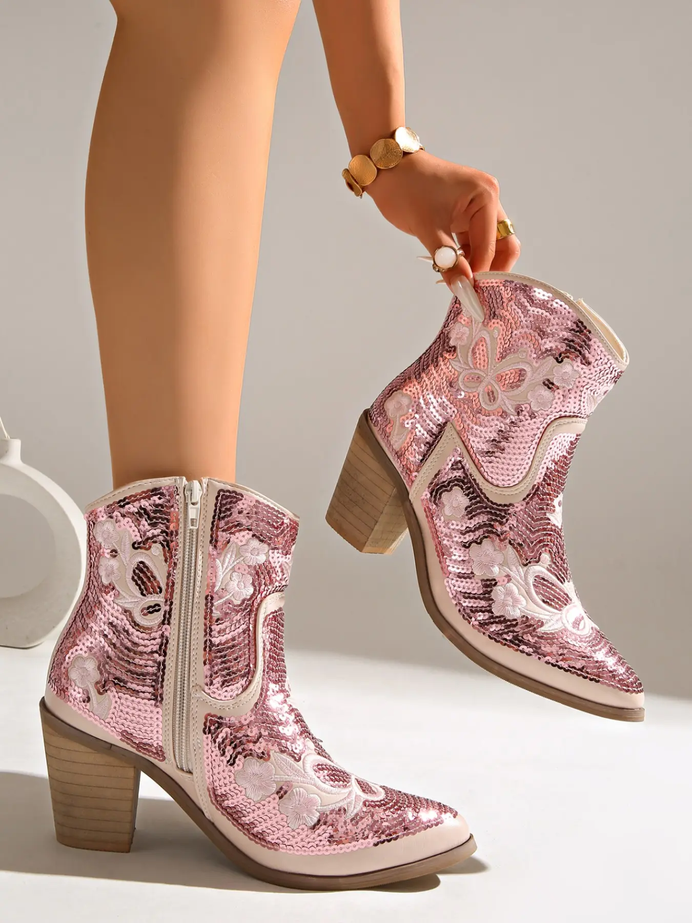 Women's Sequined Western Cowboy Boots, Vintage Pointed Toe Thick Heel, Side Zipper Design, Party Music Festival Fashion, Multiple Colors Available