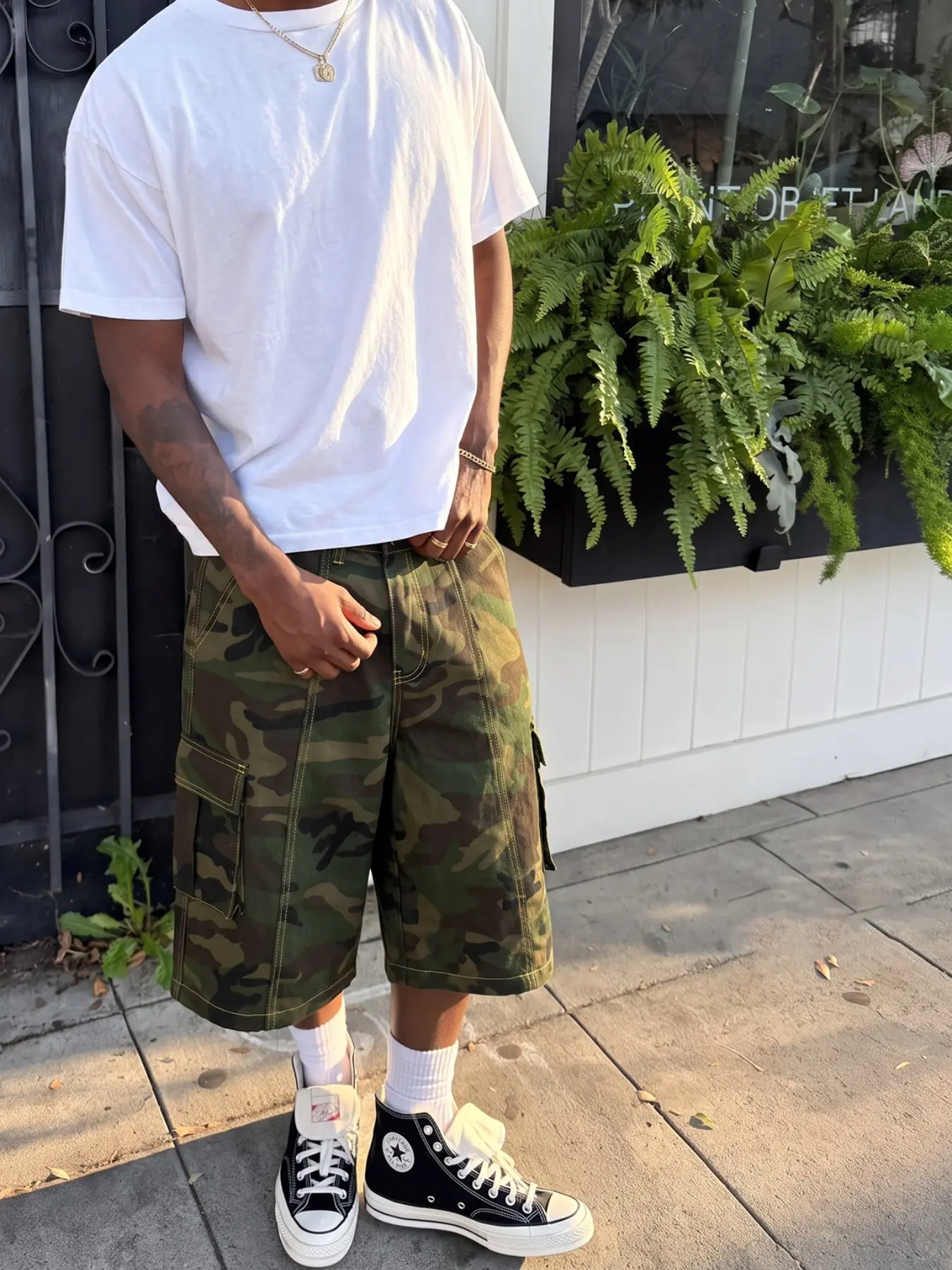 Men's Camouflage Workwear Shorts, Loose Straight Leg Five-Pocket Design, Military Forest Print, Retro Street Style Summer Pants