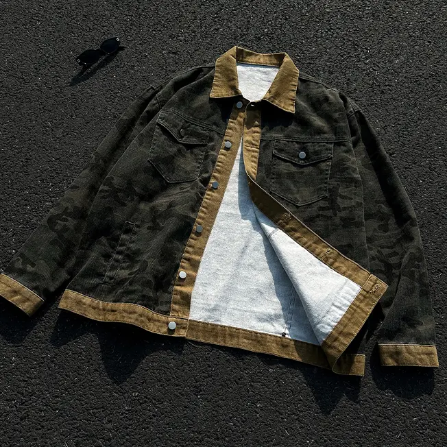 2026 Autumn New Camouflage Workwear Denim Jacket for Men, Vintage Color-Block Jacket, American Retro Contrast Collar Camouflage Denim Workwear Jacket for Men, Street Style Turn-Down Collar Button-Up Jacket